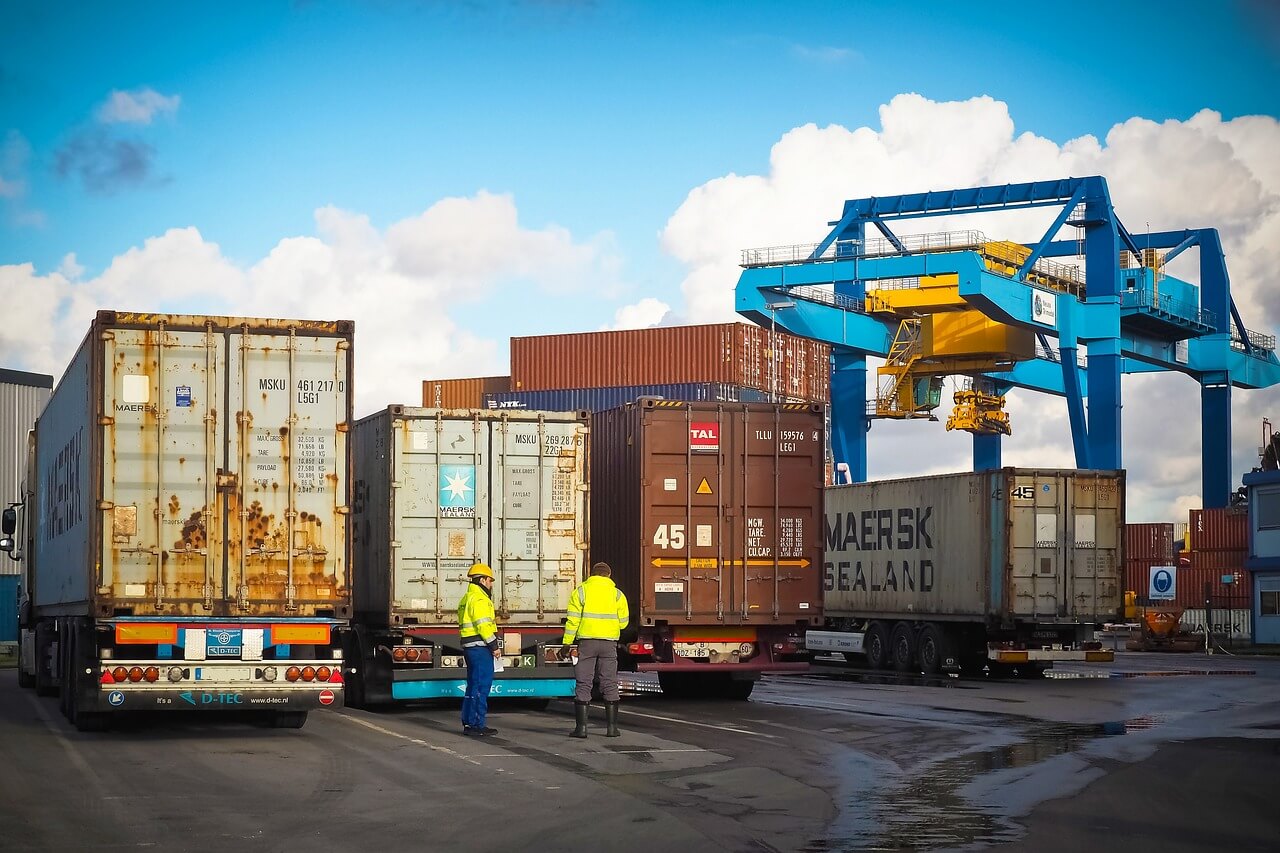 container-3857611_1280-1